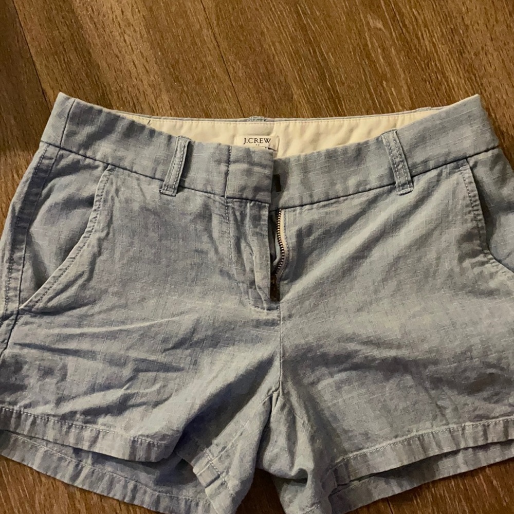 J.crew shorts, like new, size 00